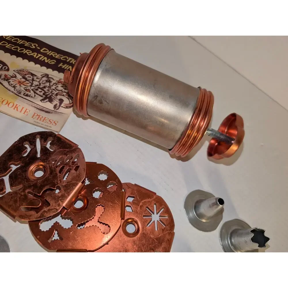 Vintage Mirro Dial-A-Cookie Set Complete Instructions Attachments